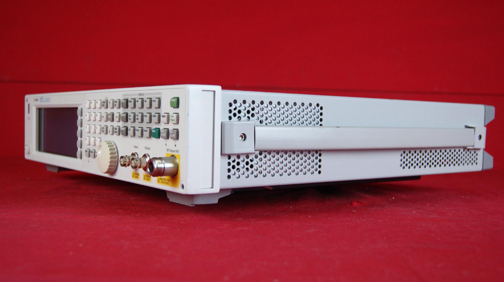 Генератор agilent n5183a