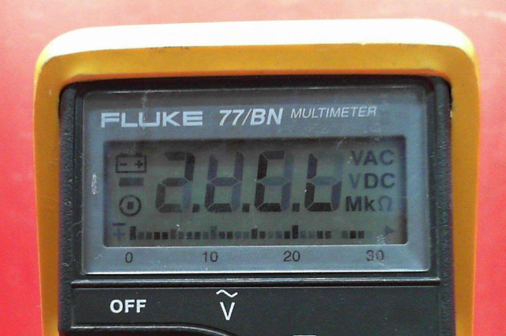 fluke multimeter bn dmm